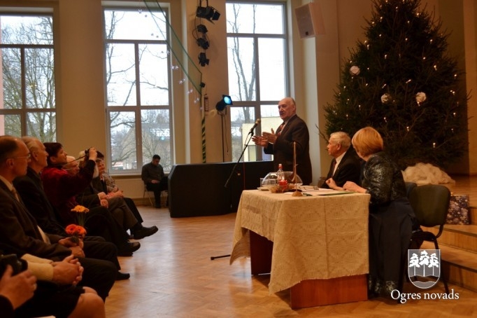 Ogres politiski represēto kluba konference