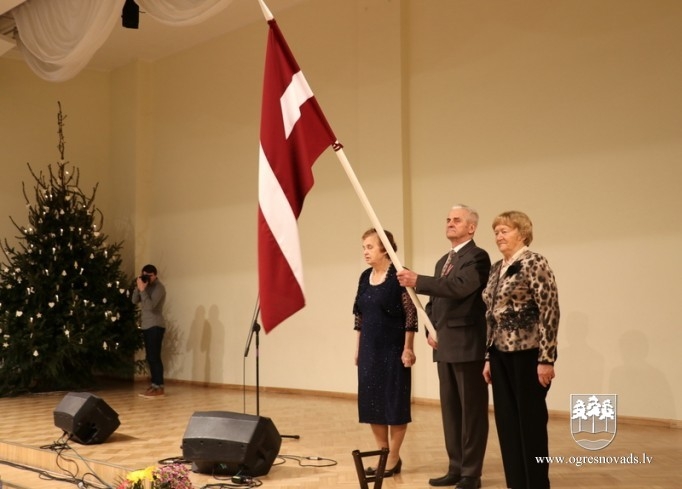 Ogres politiski represēto klubu arī turpmāk vadīs Ivars Kaļķis