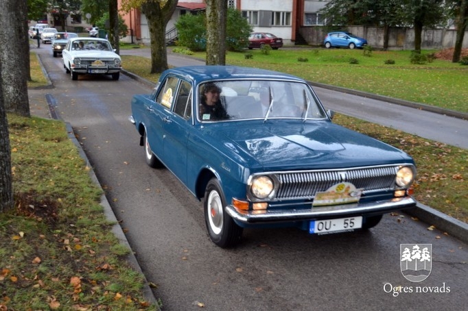 Retro auto Ogrē