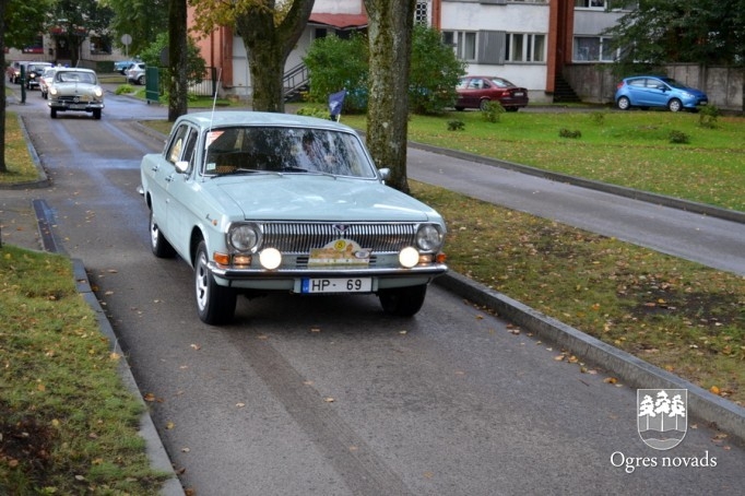 Retro auto Ogrē