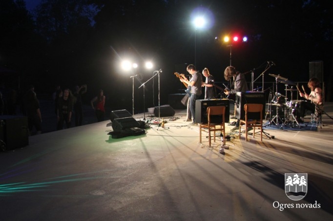 Suntažos noticis rokgrupu festivāls