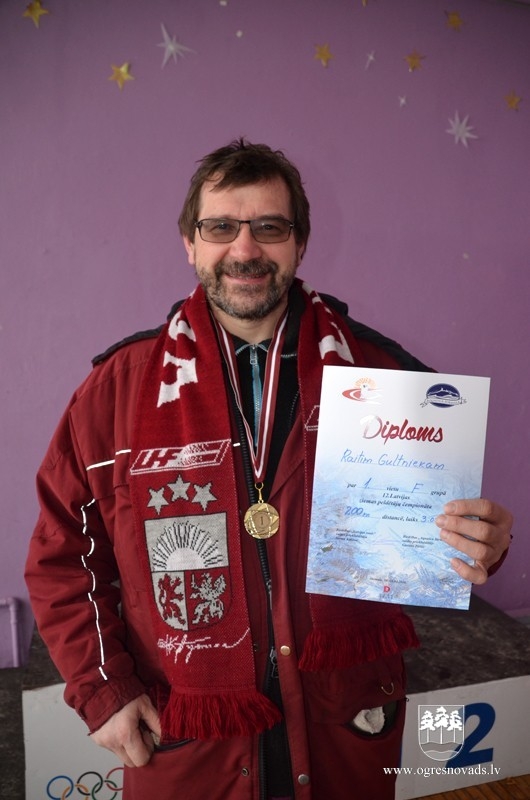 "Ogres roņiem" no čempionāta Lielupē atved desmit medaļas