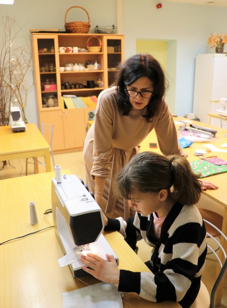 RTU Bērnu jauniešu universitāte aicina pieteikties programmā “Modes un tekstila tehnoloģijas”