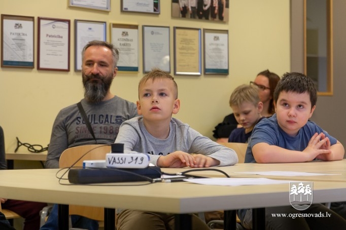 RTU Bērnu un jauniešu universitātes dalībnieki viesojas Rīgas Tehniskajā universitātē!