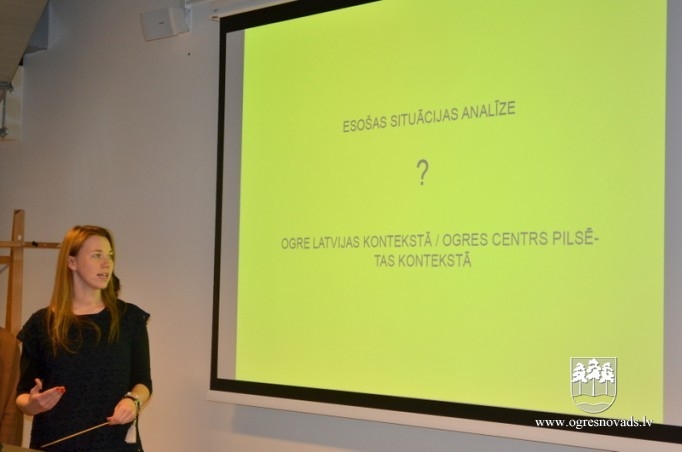 Skvēra "Pie zelta liepas" labiekārtošanā iesaistās RTU studenti