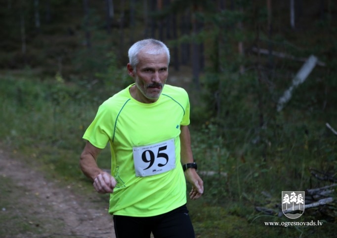 Rudens Kalna skrējienā uzvar Heidingere un Bušs