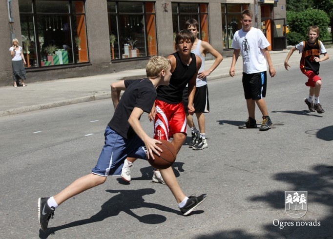 Aizvadīts ielu basketbola čempionāta 1.posms