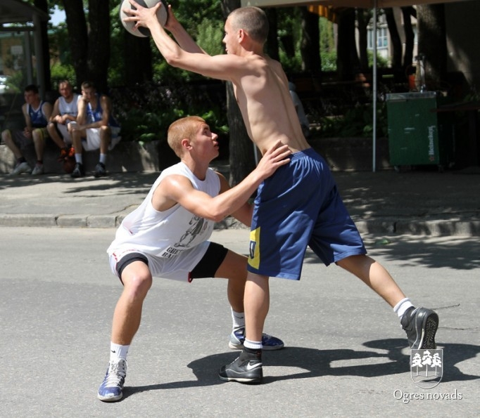 Aizvadīts ielu basketbola čempionāta 1.posms