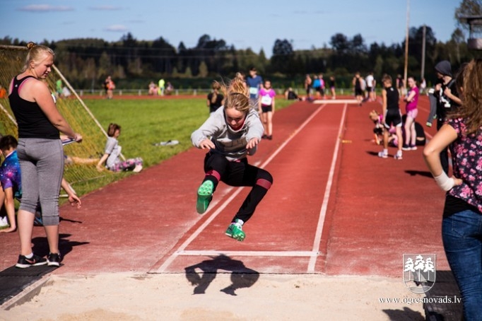 Madlienā notiek Skolēnu sporta spēles vieglatlētikā