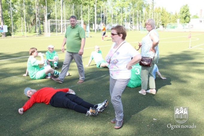 Dienas centrs  „Saime” piedalās minifutbola turnīrā „Seni cup”