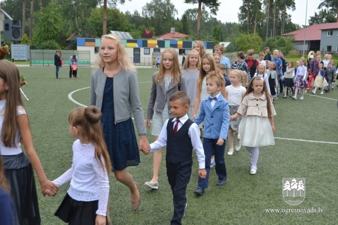 1.septembris Ogres sākumskolā