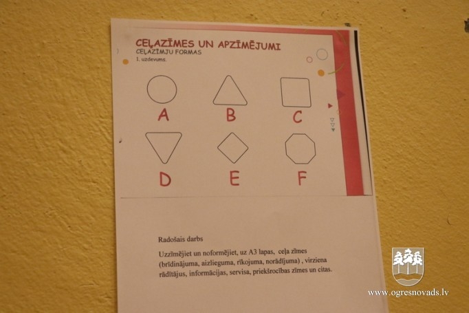 Novada skolēni piedalās konkursā “Esam droši uz ielas”