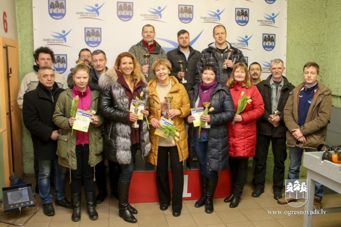 Labākie snaiperi "Pavasara kausā" - Stajevska un Eisaks