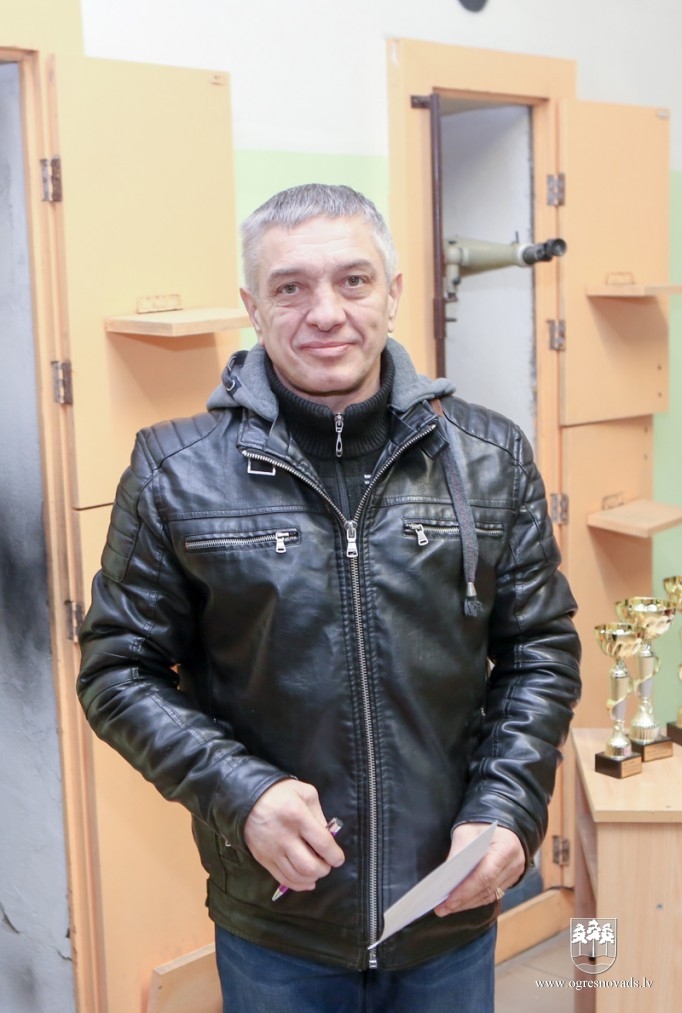Ziemas kausu šaušanā izcīna Miķelsone un Roņins