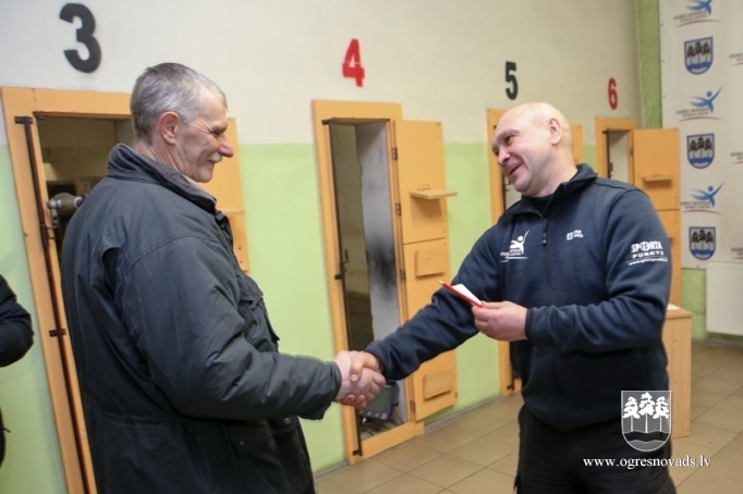 Barikāžu kausu šaušanā izcīna Āris Krošs