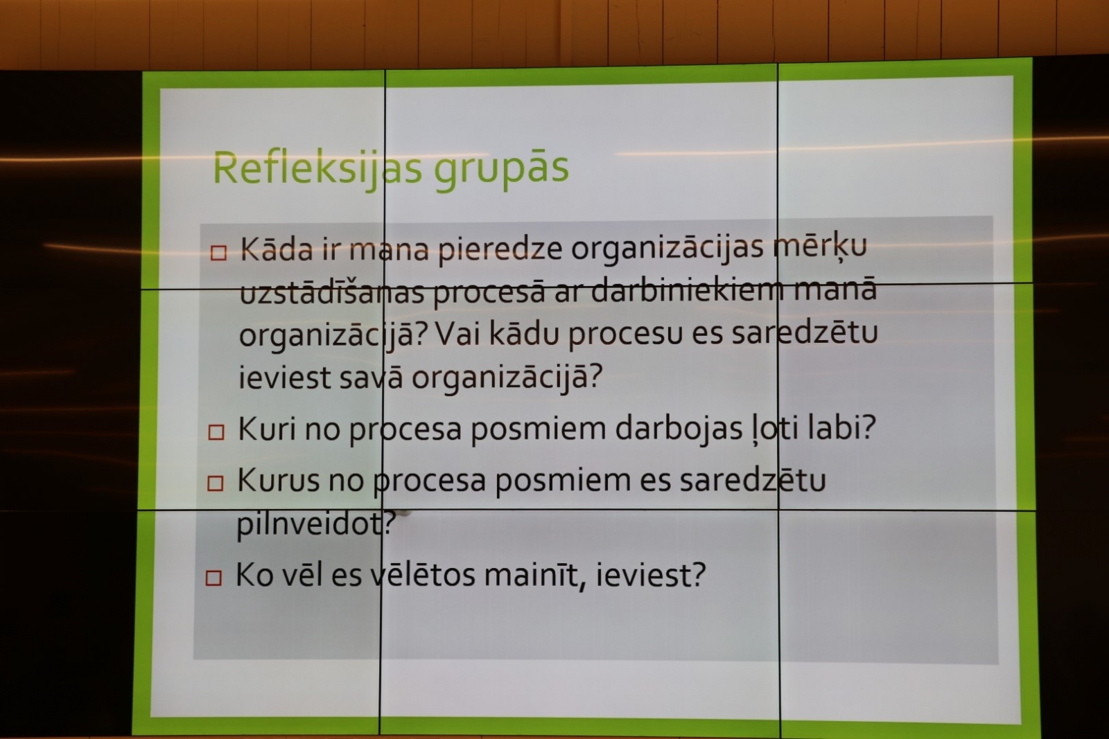 Ogres novada izglītības iestāžu vadītāji mācībās gūst zināšanas par mērķu sasniegšanu