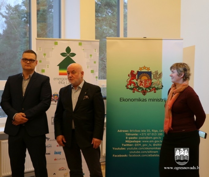 Izglīto par iespējām realizēt dzīvojamo māju siltināšanu