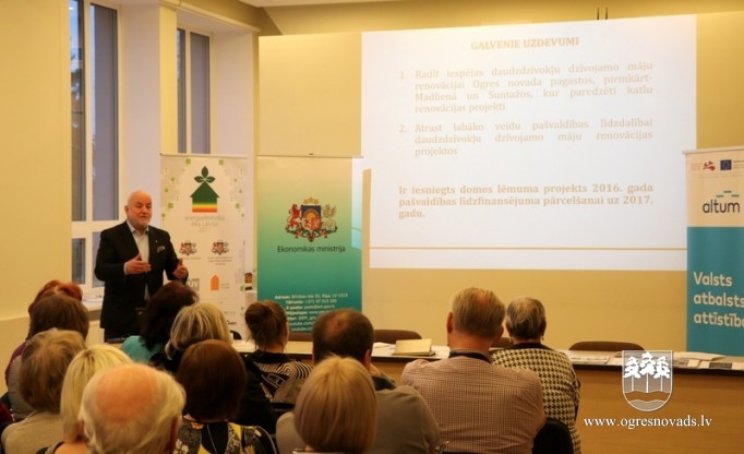 Izglīto par iespējām realizēt dzīvojamo māju siltināšanu