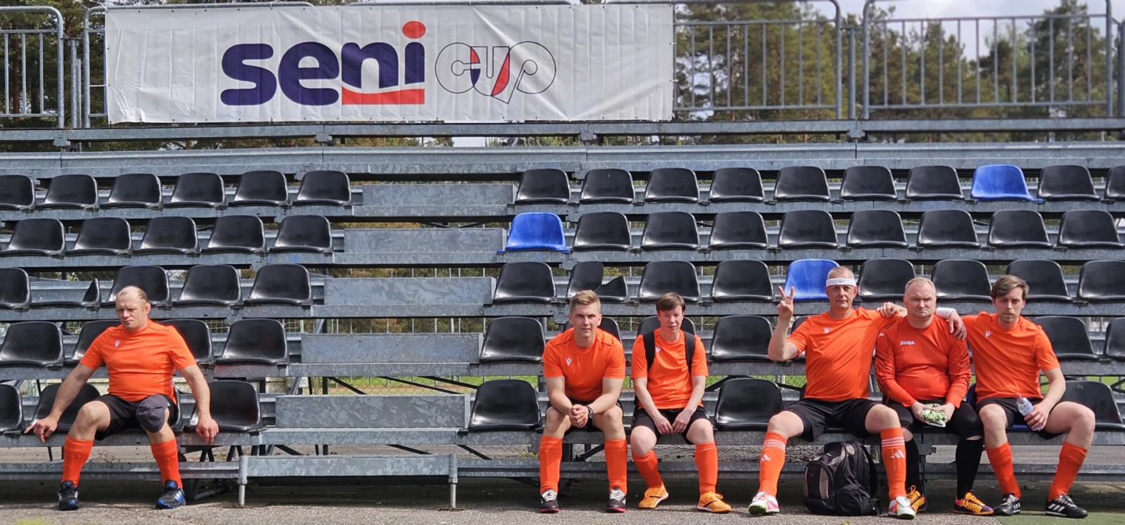 Ogres novada Sociālā dienesta Dienas centra “Saime” futbola komanda mini futbola turnīrā izcīnījusi 3. vietu! “Seni Cup 2025” ir starptautisks mini futbola turnīrs cilvēkiem ar īpašām vajadzībām, kurš noritēja jau 19 gadus pēc kārtas