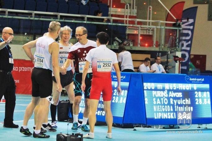 Seši Ogres novada vieglatlētikas veterāni startē pasaules čempionātā