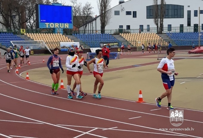 Seši Ogres novada vieglatlētikas veterāni startē pasaules čempionātā