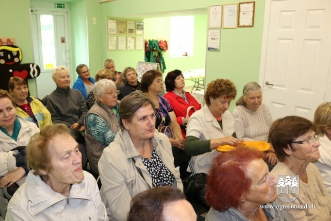 Ogres novada seniori kopā ar Oveselību dodas kopīgā braucienā