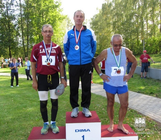 Mūsu vieglatlētikas senioriem septiņas medaļas Latgales čempionātā