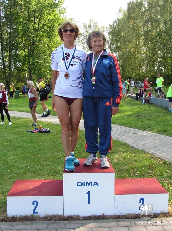 Mūsu vieglatlētikas senioriem septiņas medaļas Latgales čempionātā