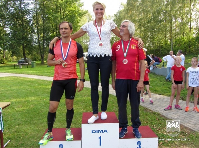 Mūsu vieglatlētikas senioriem septiņas medaļas Latgales čempionātā
