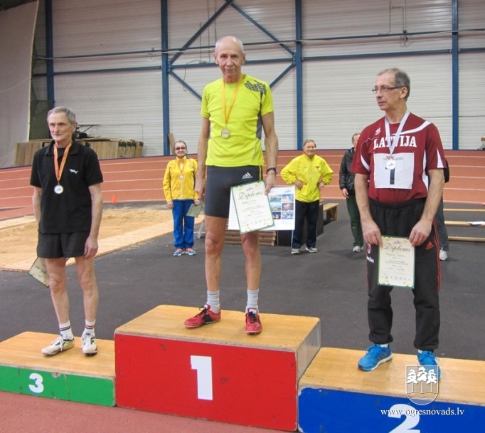 Ogres senioriem piecas medaļas Ventspilī