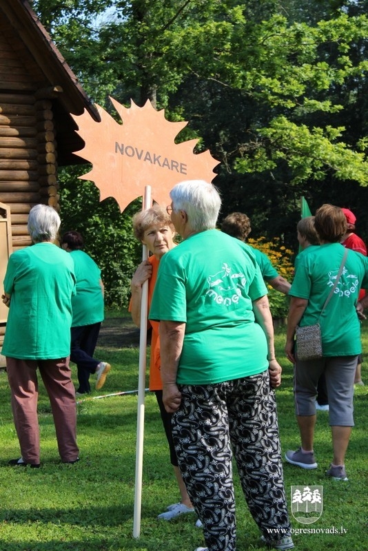 Aizvadītas starppagastu senioru sporta spēles "Kam vēl nav 100, tas var!"