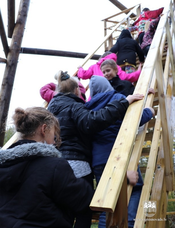 Ogres novadā jauns tūrisma objekts – skatu tornis