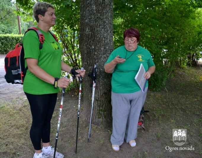 Pirms jaunā mācību gada sporta spēlēs tiekas četru novadu pedagogi