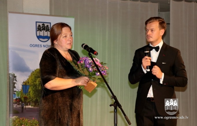 Skolotāji saņem balvu “Gada Skolotājs 2017”