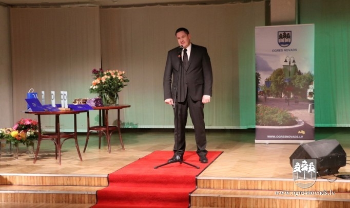 Skolotāji saņem balvu “Gada Skolotājs 2017”