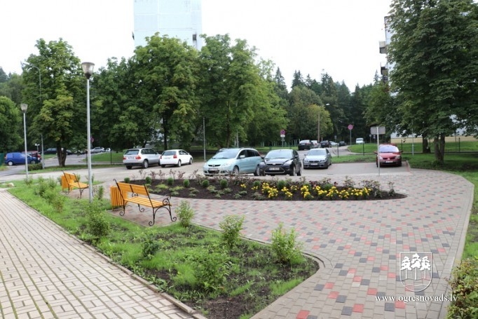 Pašvaldība apseko pilsētas skolas pirms mācību gada sākuma