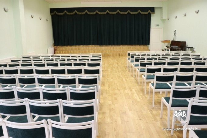 Pašvaldība apseko pilsētas skolas pirms mācību gada sākuma