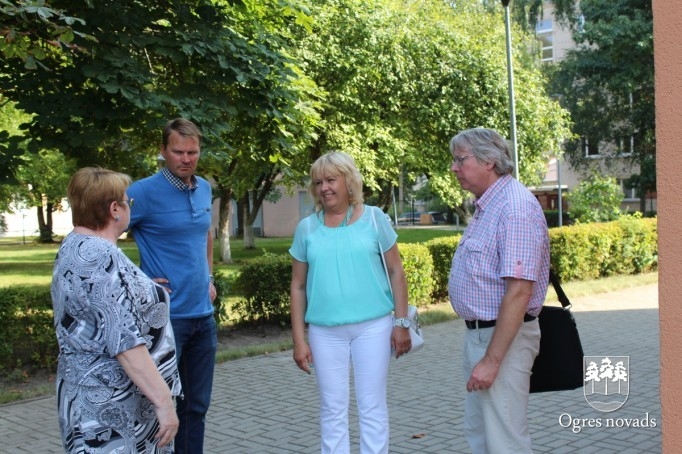 Ogres izglītības iestādes gatavojas jaunajam mācību gadam