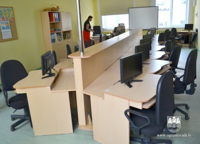 Turpinās novada skolu apsekošana