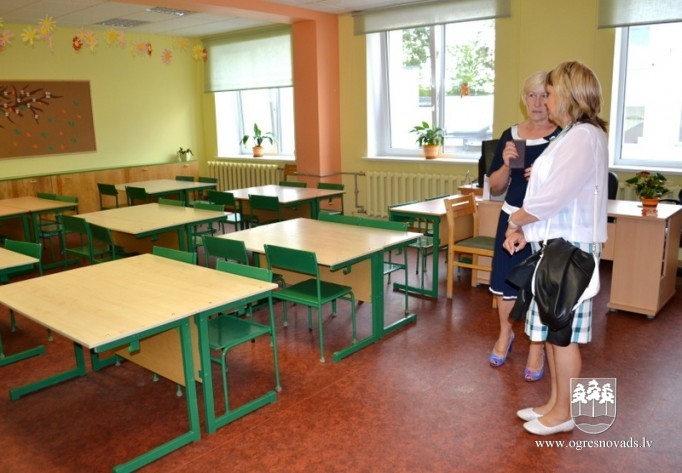 Turpinās novada skolu apsekošana