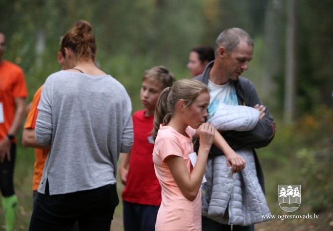 Gargabalnieki pieveikuši rudens Kalna skrējienu
