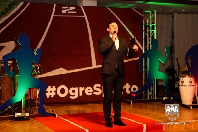 Sveikti Ogres novada Sporta laureāti