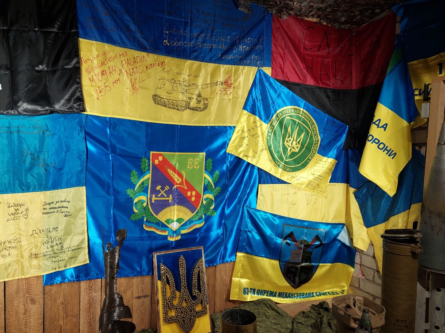 Ukrainas karogi ar uzraktiem no kara 17.05.2024.