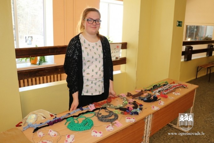OVĢ skolēni gūst praktisku pieredzi uzņēmējdarbībā