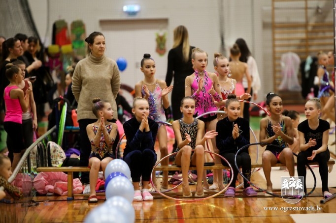 Ogrēnietēm astoņas godalgas sacensībās "Sniegpārsliņas kauss 2019"