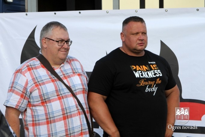 Spēkavīru turnīrā Ogrē dubultuzvara latviešiem