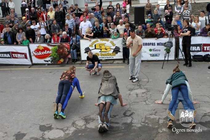 Spēkavīru turnīrā Ogrē dubultuzvara latviešiem