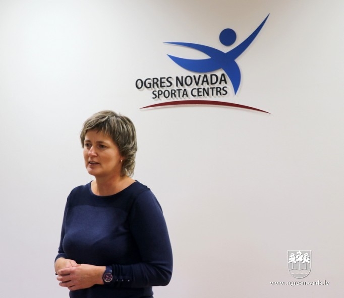 Sporta centrs lepojas ar saviem futbolistiem