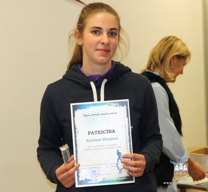 Sporta centrs sveic savus vieglatlētus