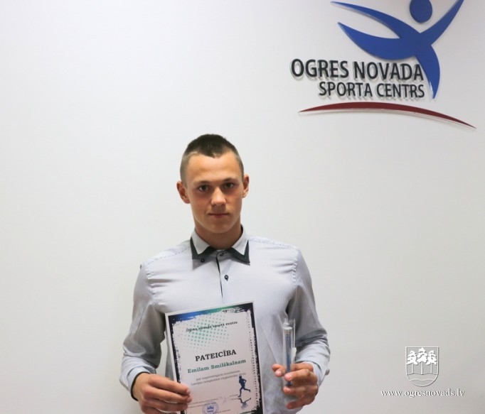 Sporta centrs sveic savus vieglatlētus